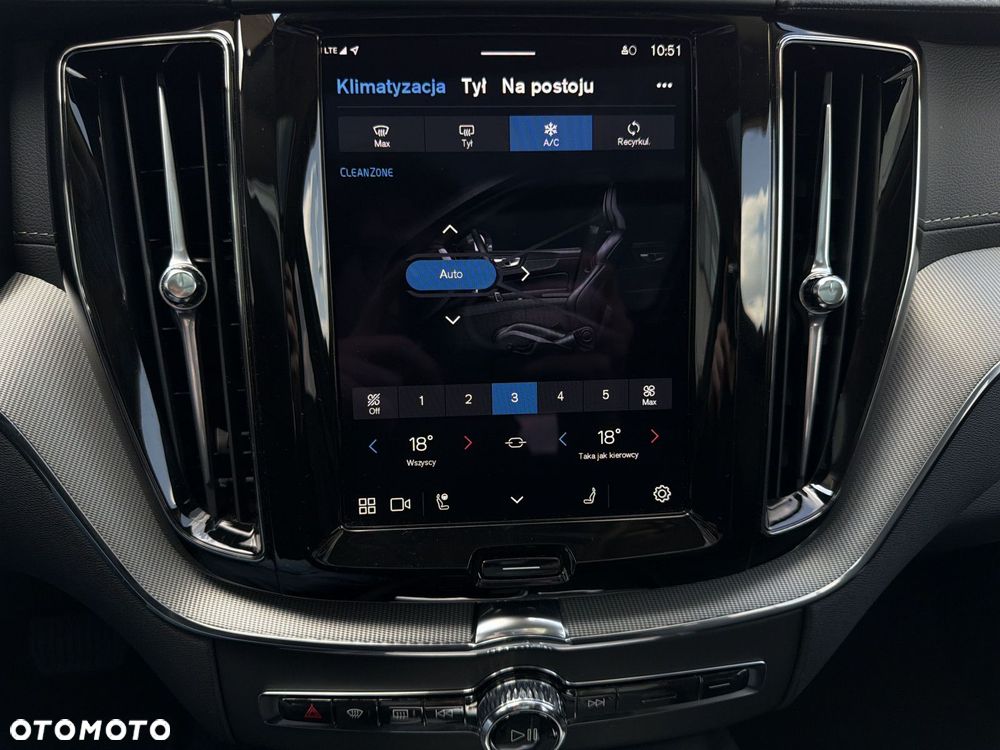 Volvo XC 60 - 21
