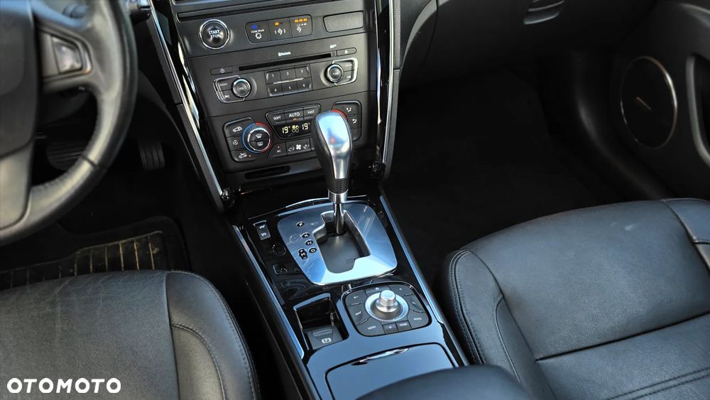 Renault Latitude 2.0 dCi Initiale - 30