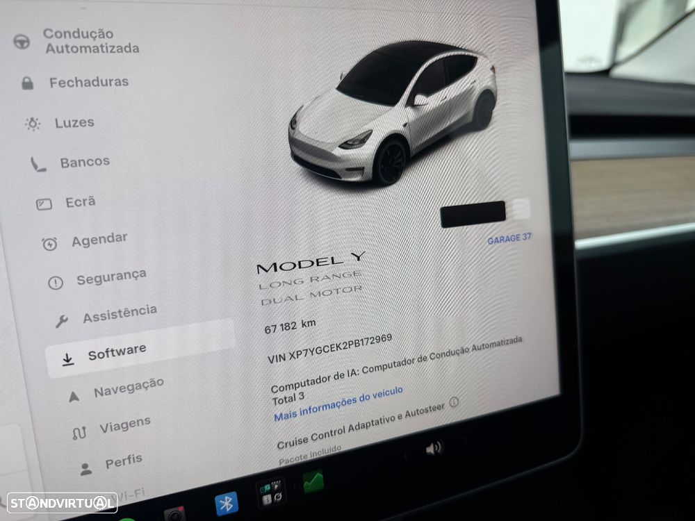 Tesla Model Y Long Range Dual Motor AWD - 21