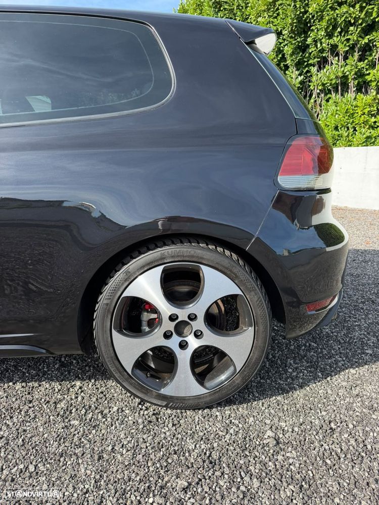 VW Golf 2.0 TSi GTI - 25