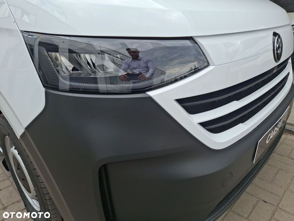 Volkswagen Transporter - 11