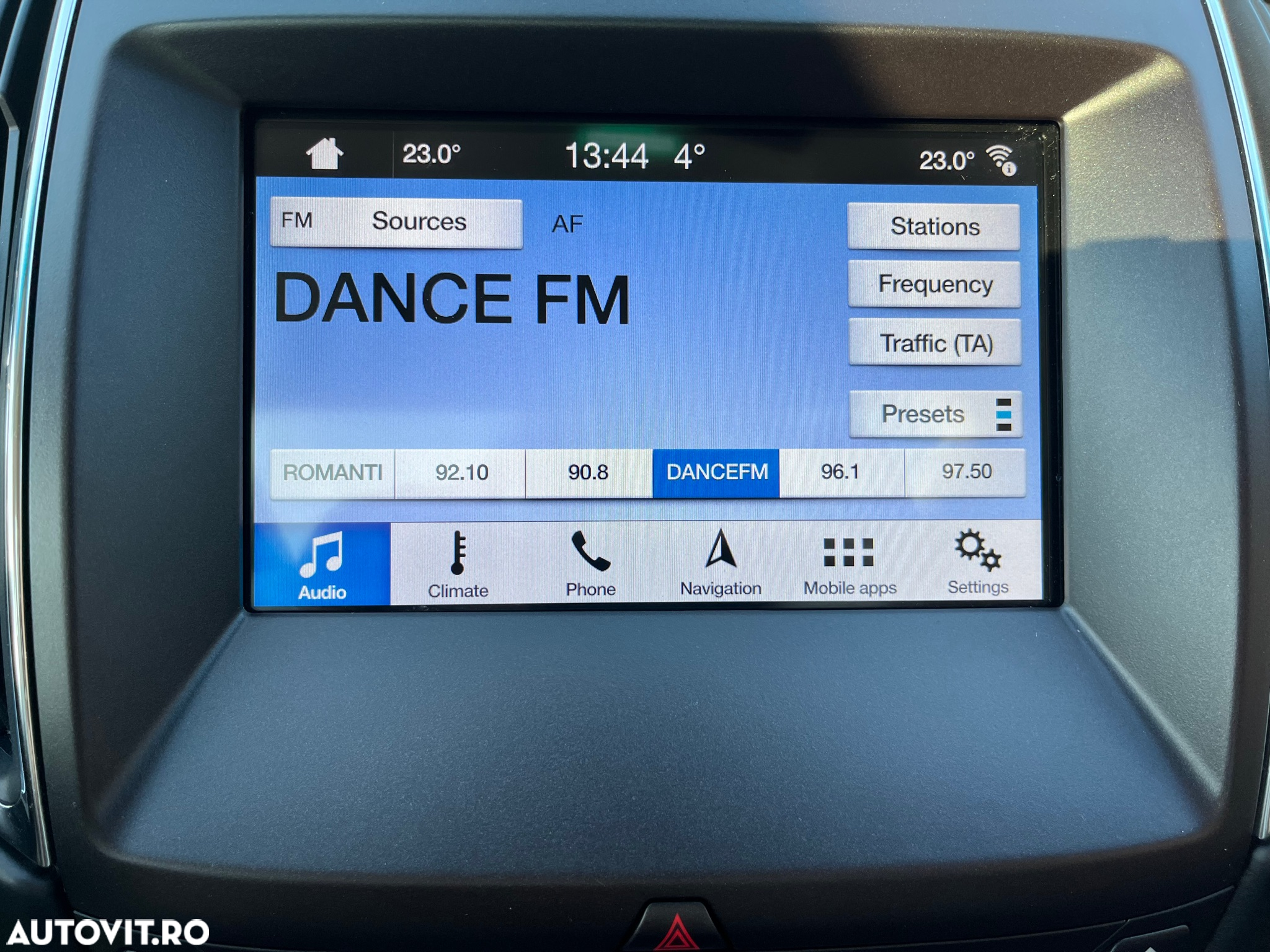 Ford Edge 2.0 Panther A8 AWD Vignale - 37