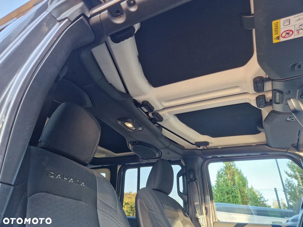Jeep Wrangler Unlimited GME 2.0 Turbo Sahara - 19