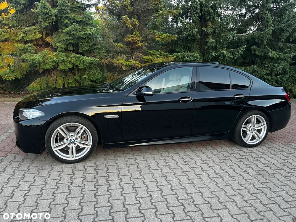 BMW Seria 5 535i xDrive Sport-Aut Luxury Line - 7