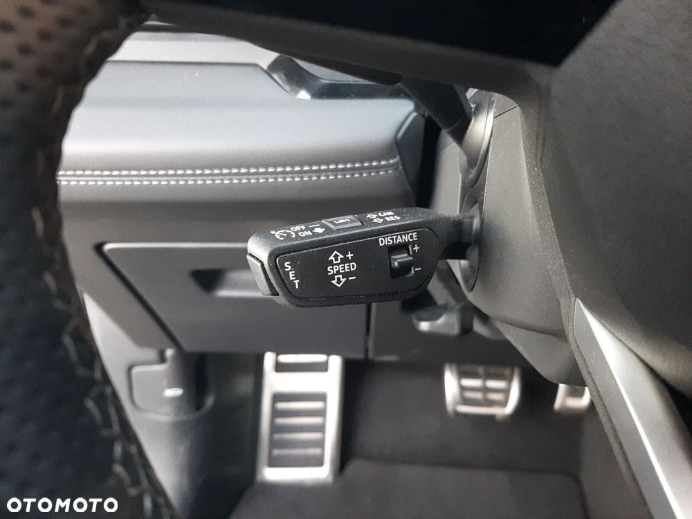 Audi Q6 e-tron - 24