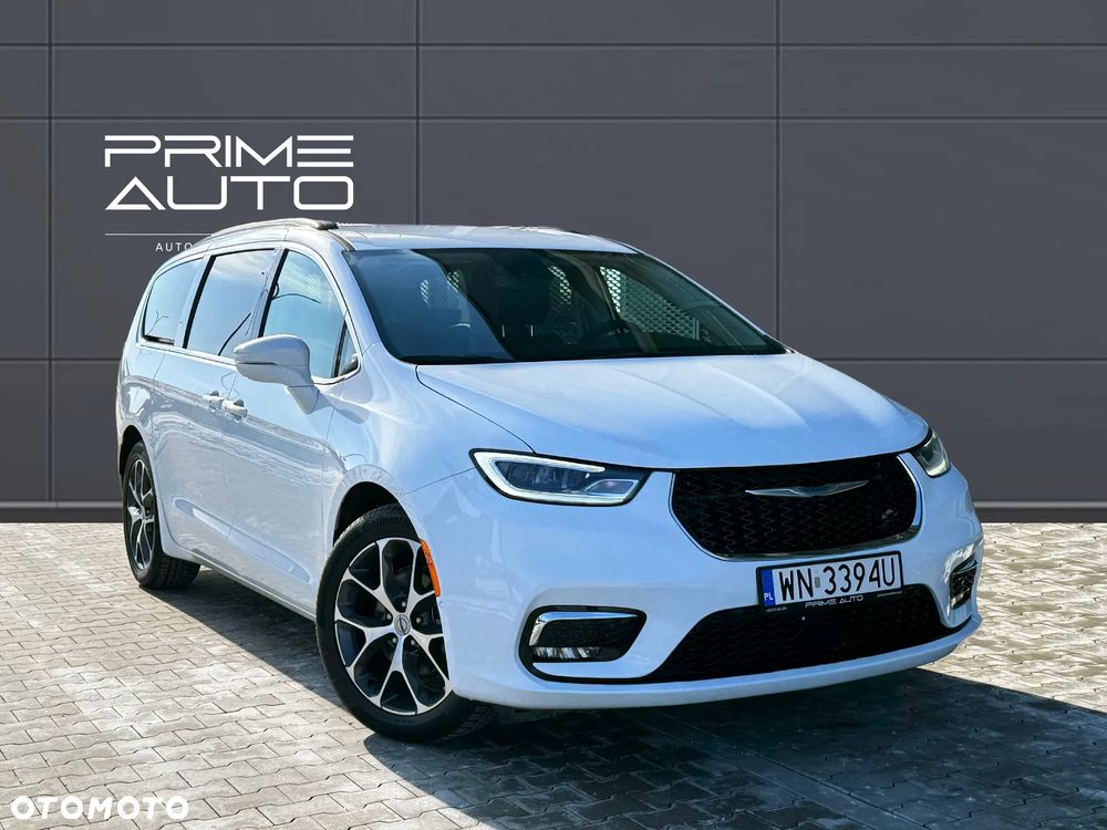 Chrysler Pacifica - 4