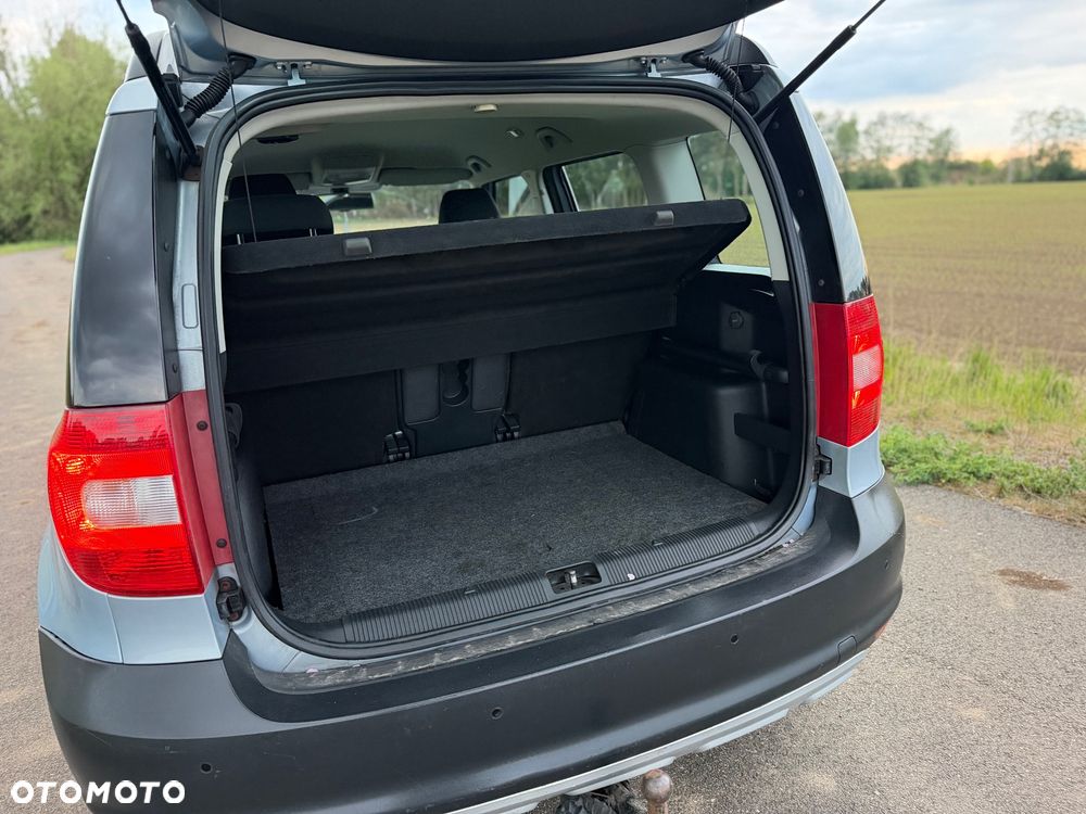 Skoda Yeti 1.8 TSI 4x4 Ambition PLUS EDITION - 14