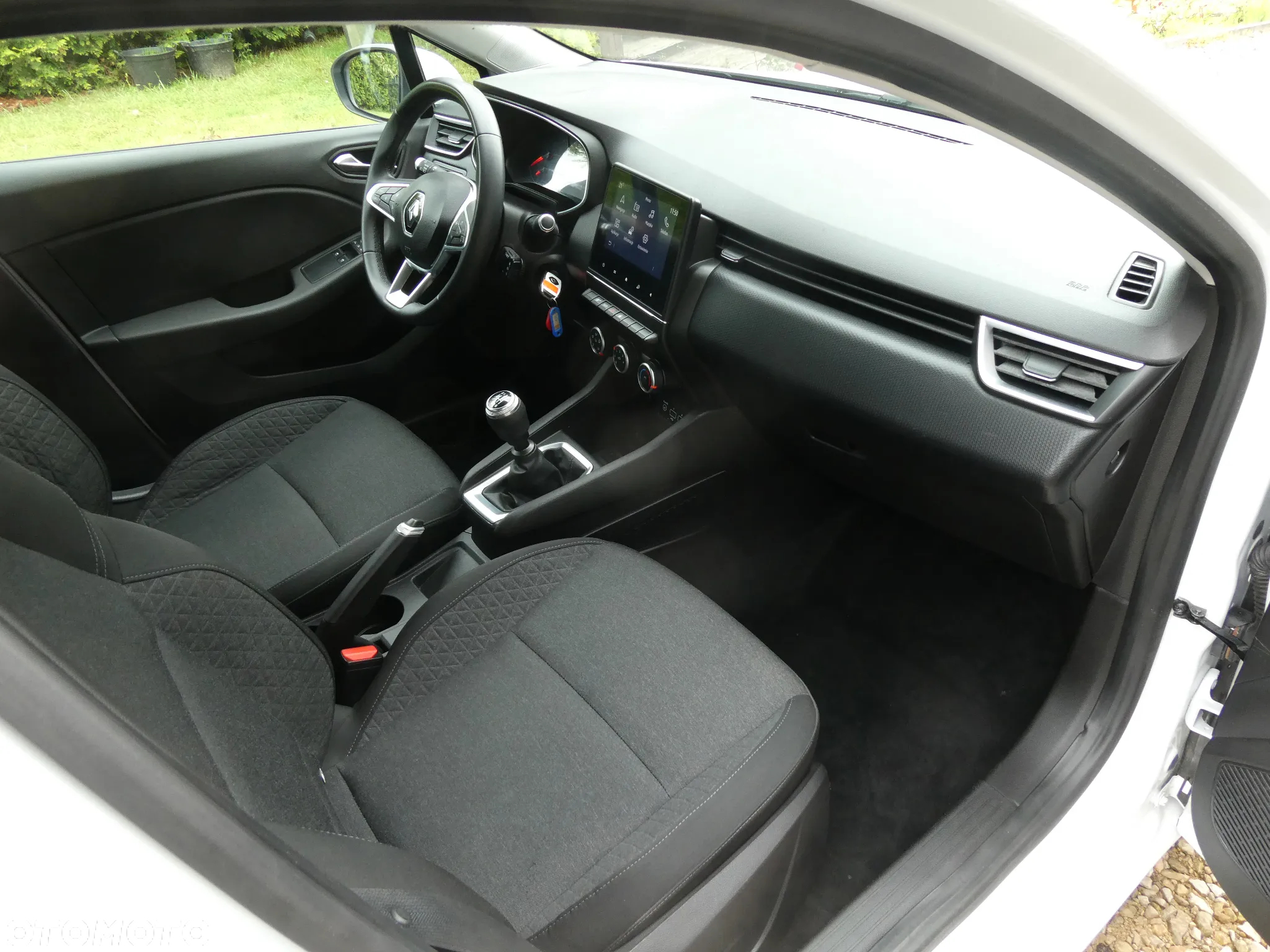 Renault Clio - 14