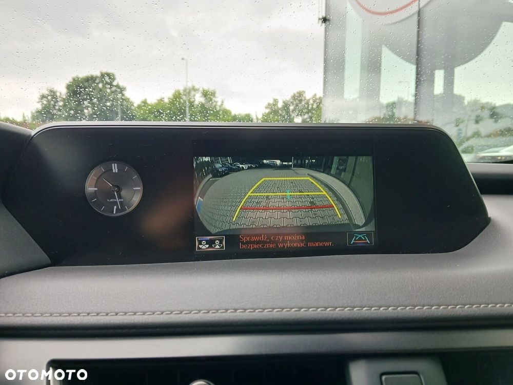 Lexus UX 250h GPF Business Edition 2WD - 22