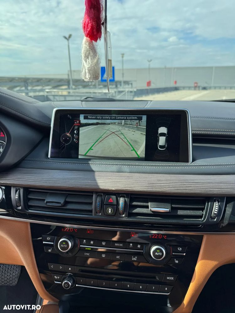 BMW X6 xDrive30d - 33
