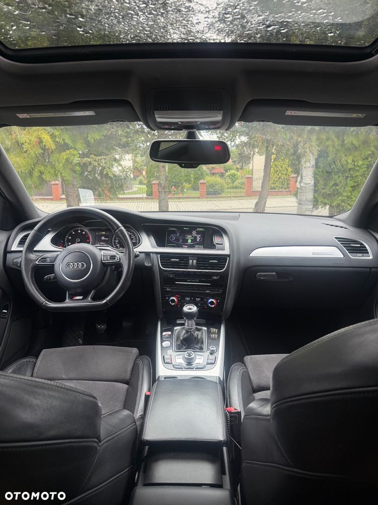 Audi A4 Limousine 2.0 TFSI Quattro Line - 22