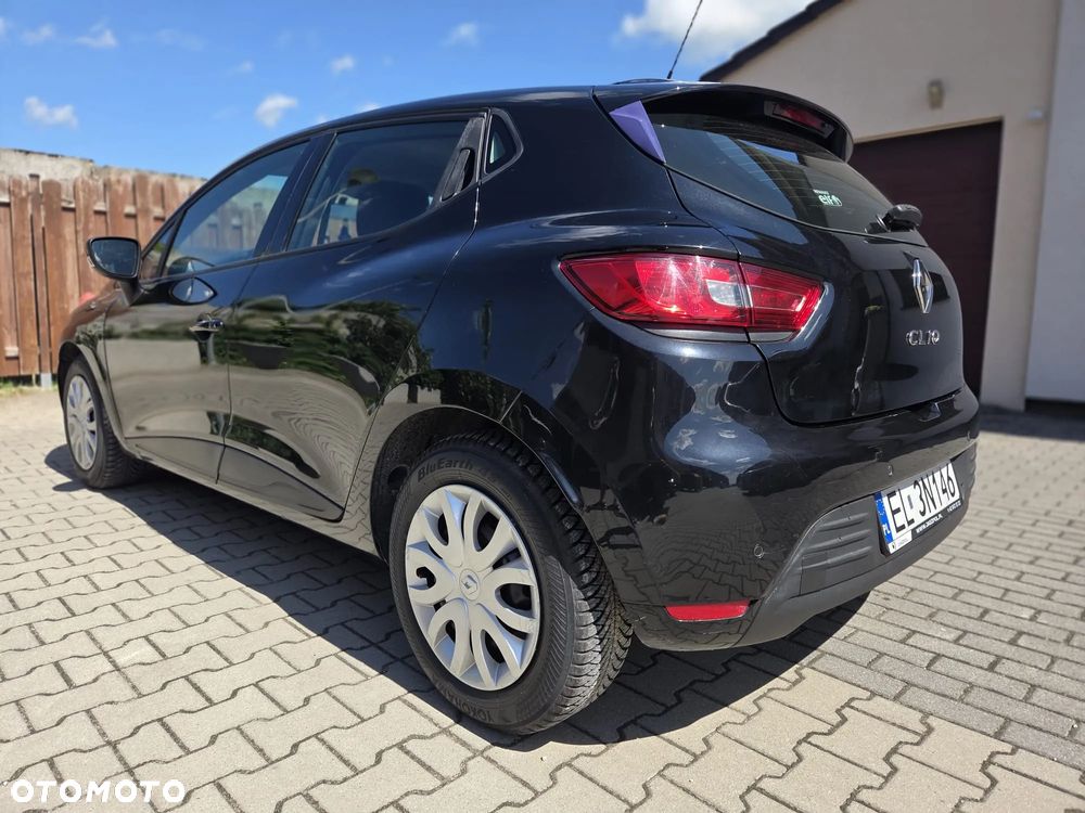 Renault Clio 1.2 16V Alize - 10