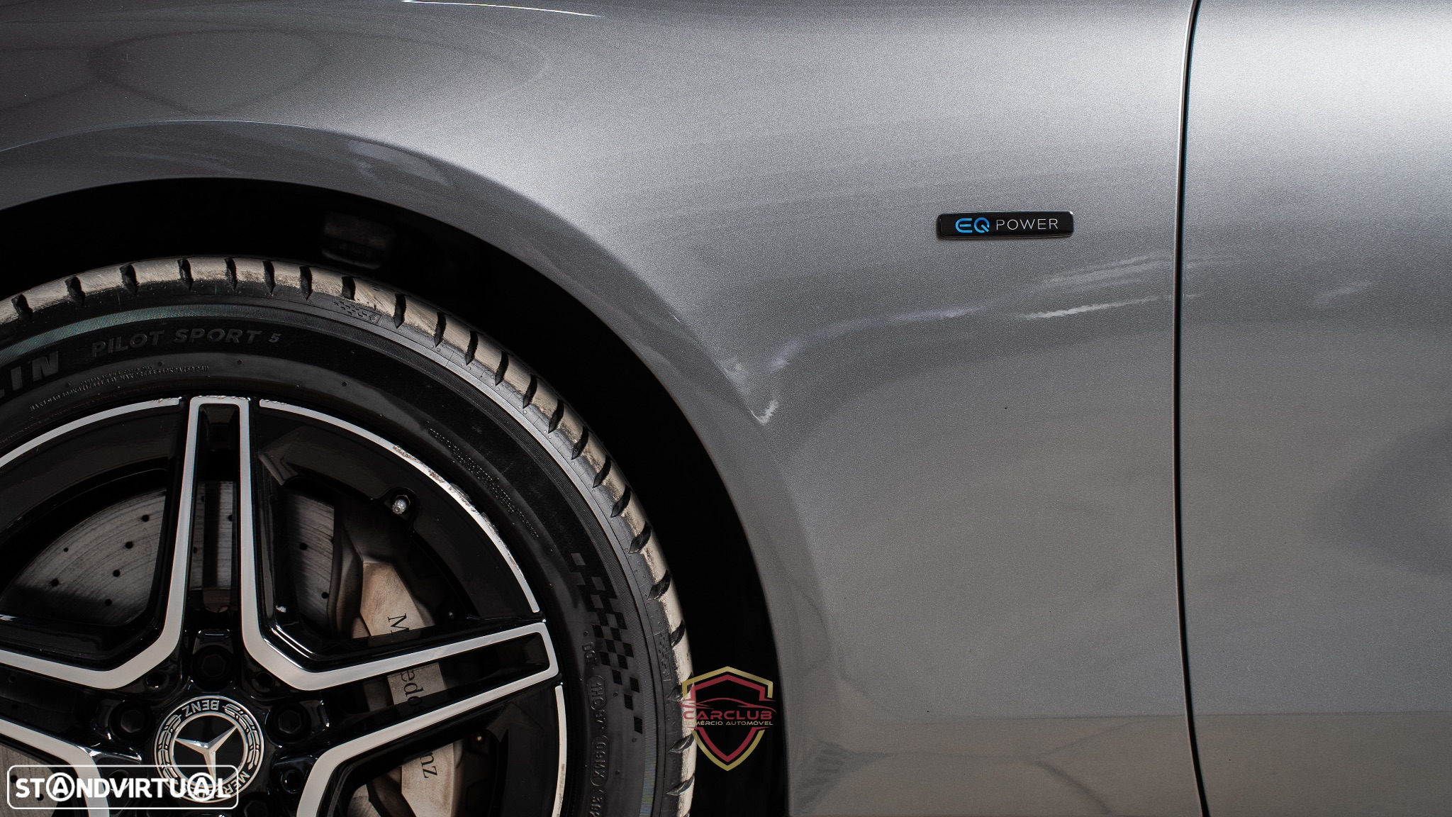 Mercedes-Benz E 300 de AMG Line - 16