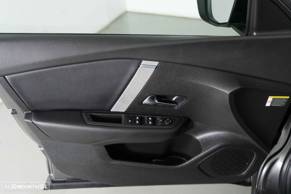 Citroën C4 1.2 PureTech Shine Pack EAT8 - 19