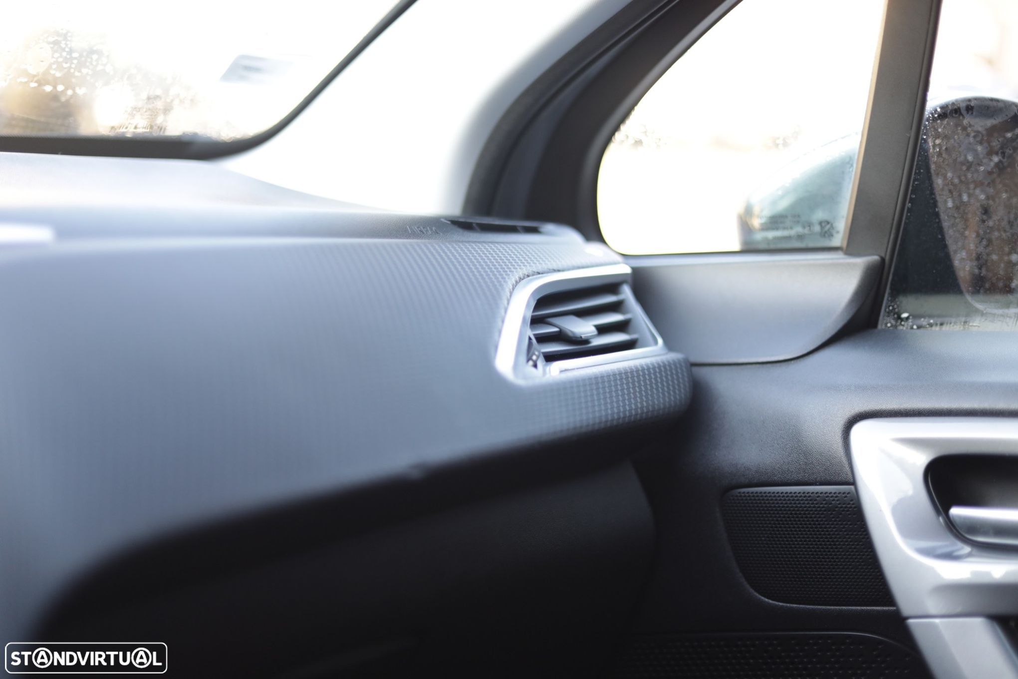 Peugeot 2008 1.6 BlueHDi Active - 16