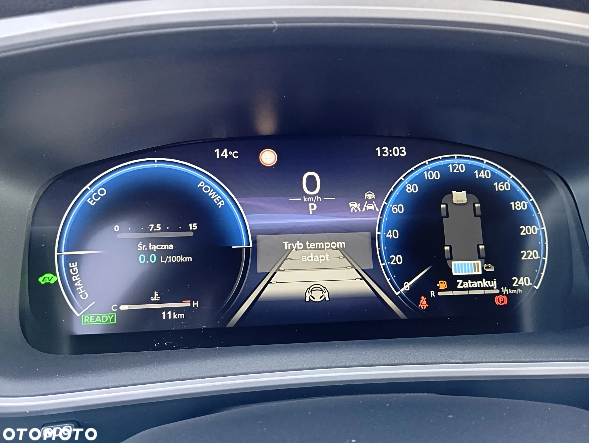 Toyota Corolla Cross 2.0 Hybrid Style - 20