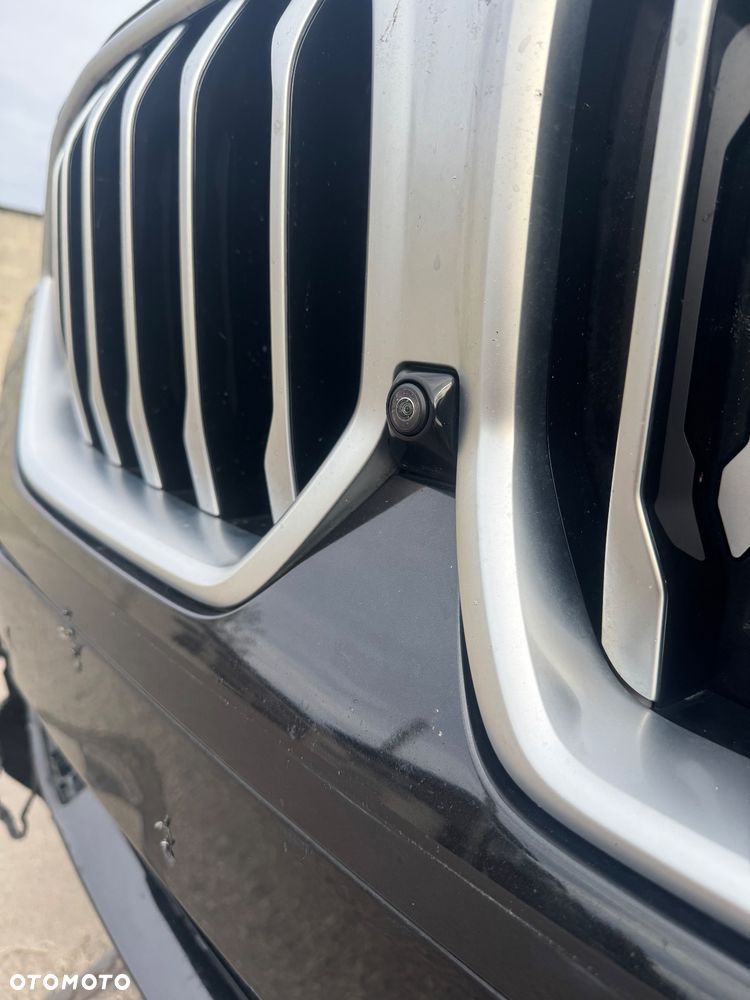 BMW X6 xDrive30d mHEV - 17