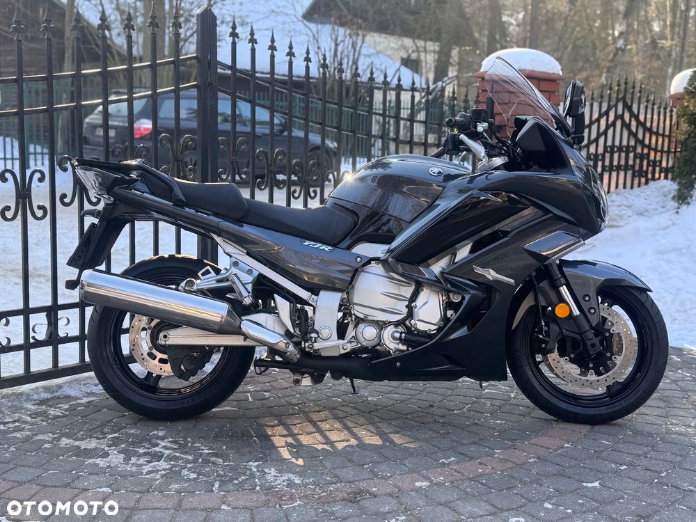 Yamaha FJR - 3