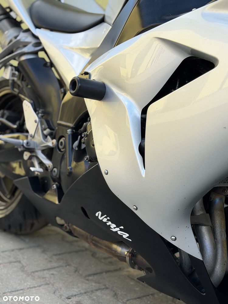 Kawasaki ZX - 5