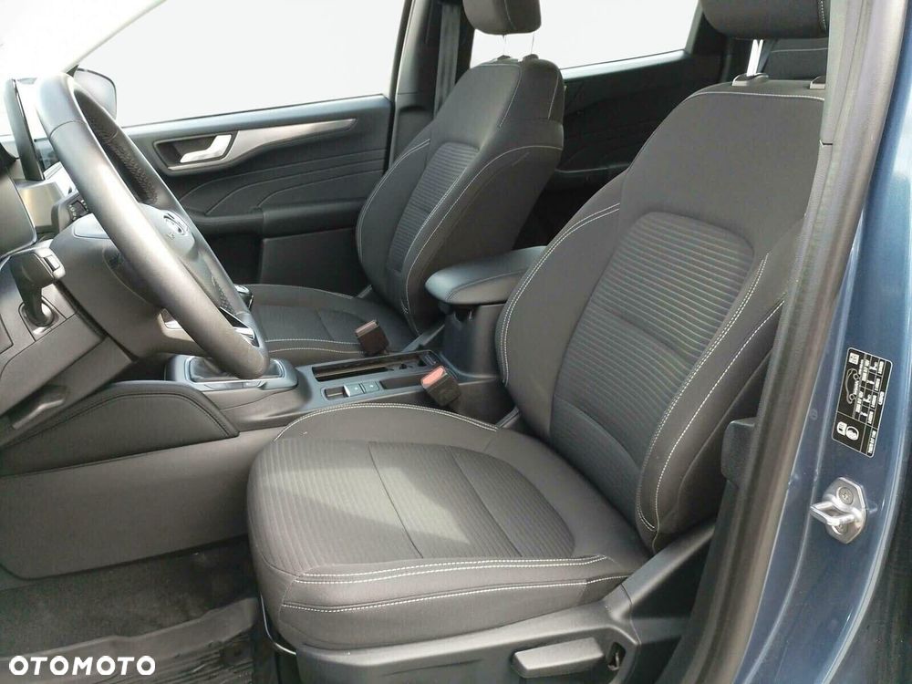 Ford Kuga - 16