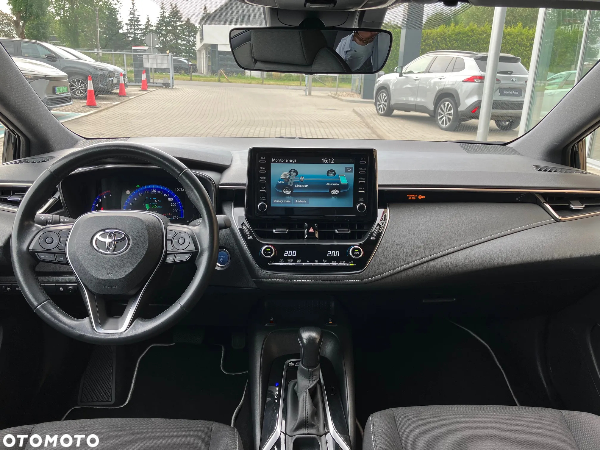 Toyota Corolla 1.8 Hybrid Comfort - 20