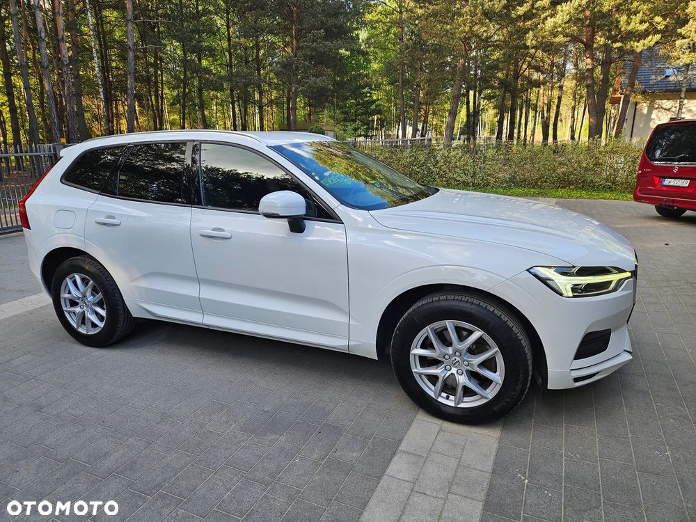 Volvo XC 60 D4 Momentum Pro - 9