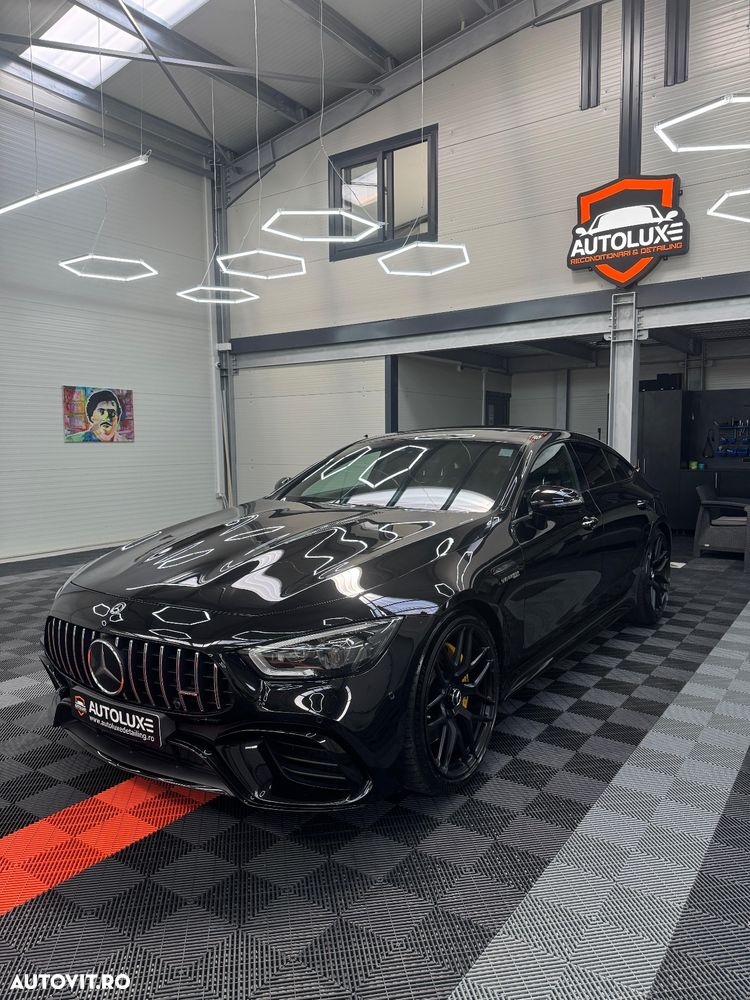 Mercedes-Benz AMG GT-S 63 4MATIC+ - 9