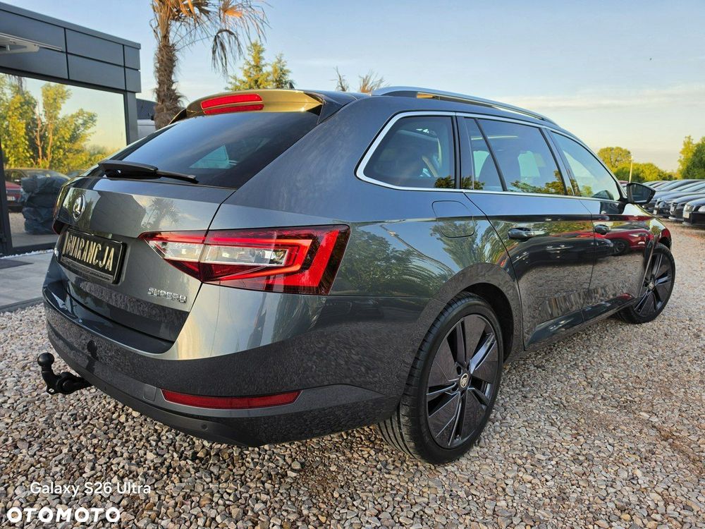Skoda Superb 2.0 TDI Ambition - 22