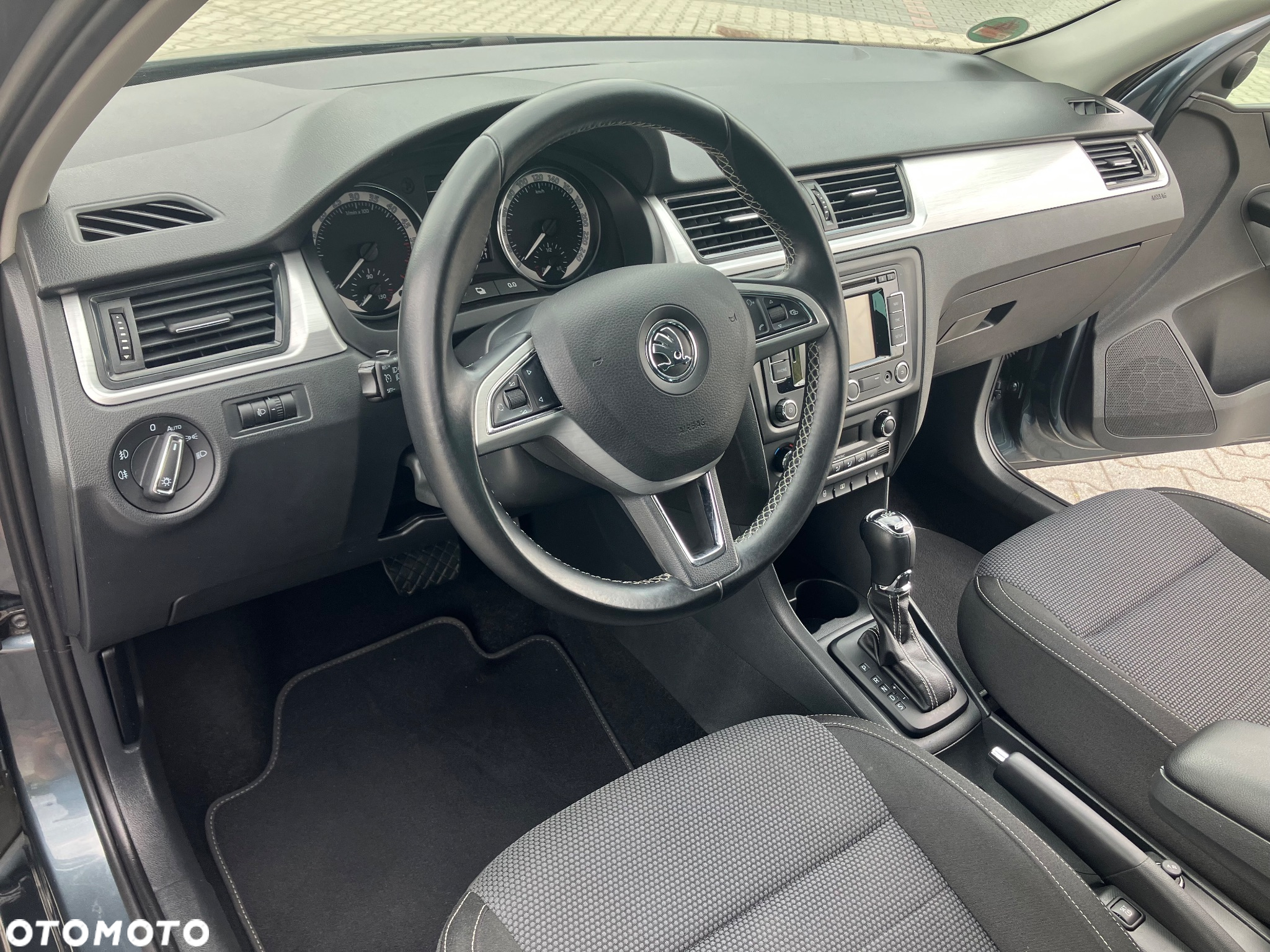 Skoda RAPID 1.6 TDI DPF Edition DSG - 11
