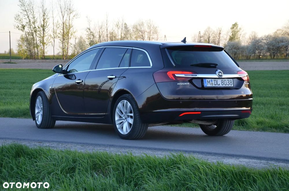 Opel Insignia 2.0 CDTI Cosmo S&S - 11