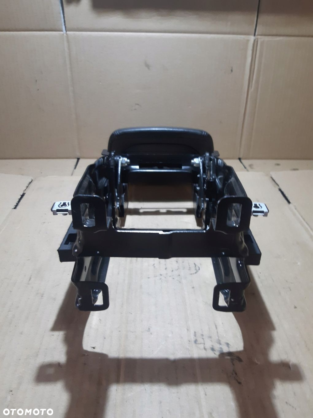 AUDI Q5 8R PODŁOKIETNIK PRZÓD SKÓRA 8R0864283A - 6