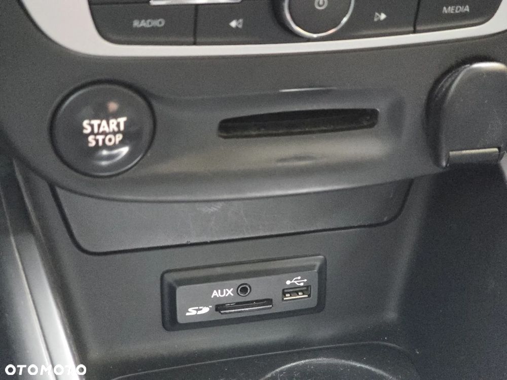 Renault Megane ENERGY TCe 115 Start & Stop Dynamique - 24