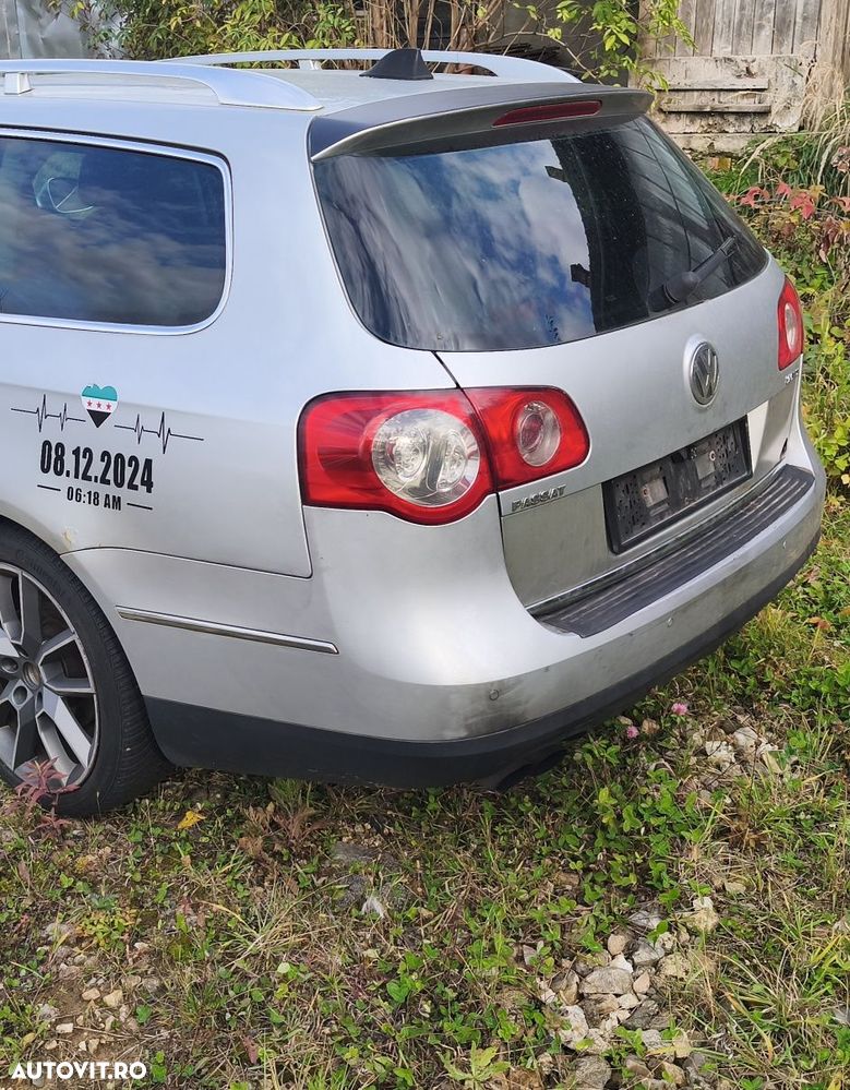 Bară spate gri LA7W Volkswagen Passat B6 break variant - 1