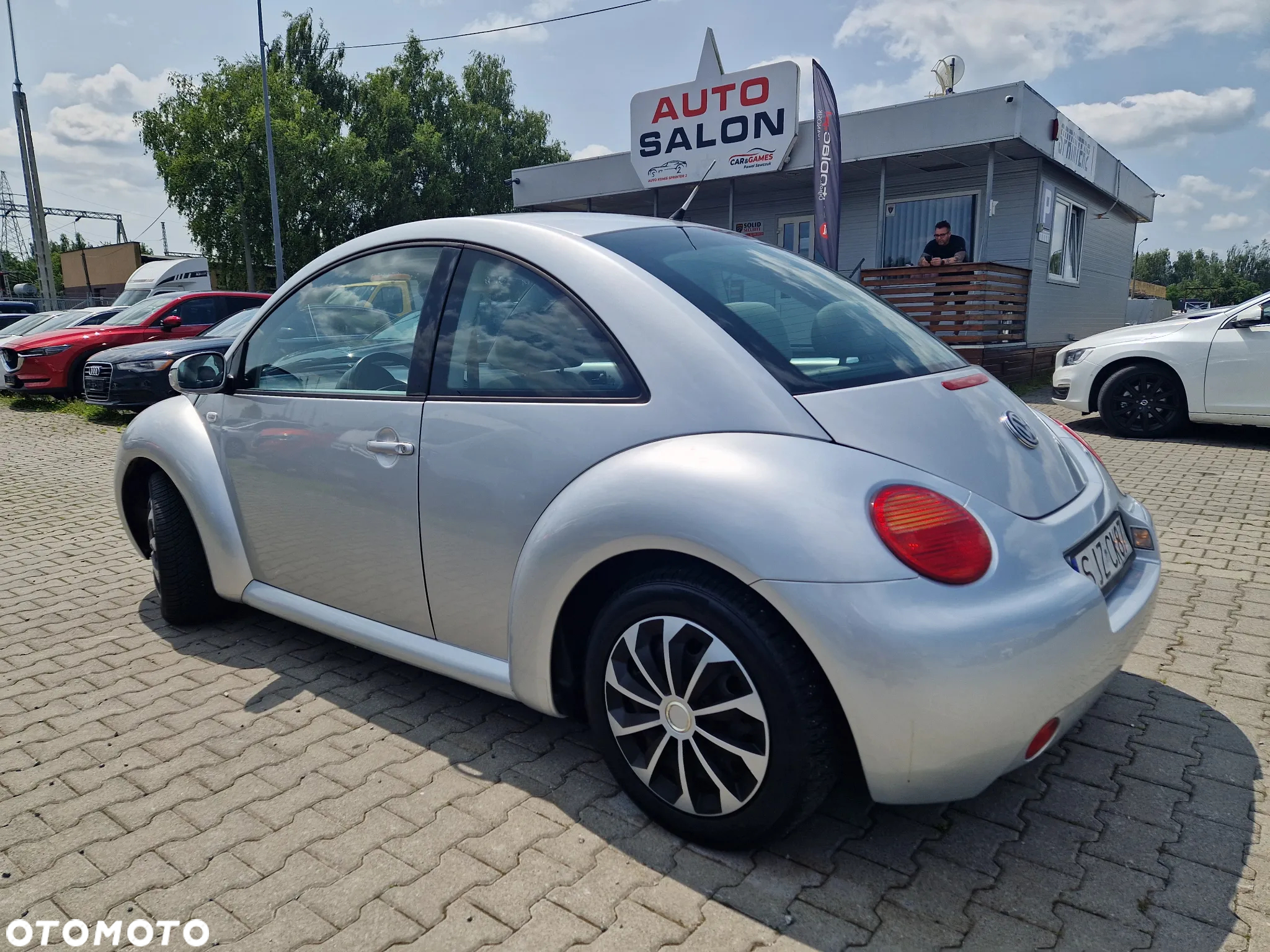 Volkswagen New Beetle - 3