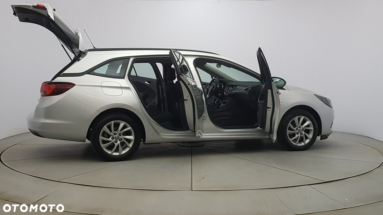 Opel Astra - 12