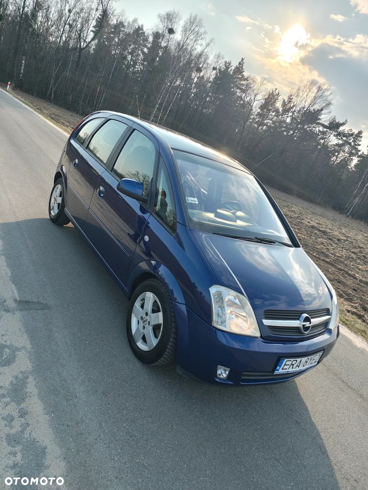 Opel Meriva 1.6 16V Essentia - 8