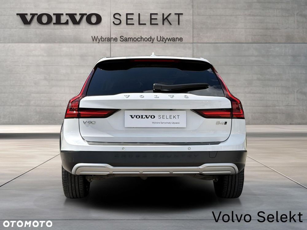 Volvo V90 Cross Country - 8