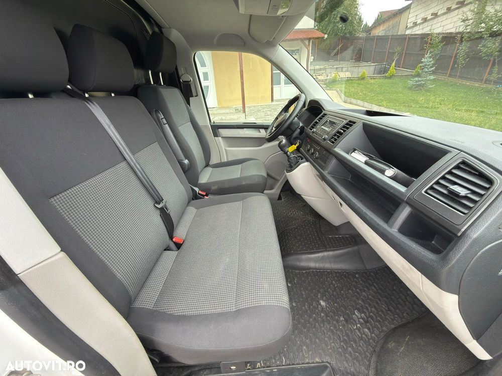 Volkswagen Transporter - 3