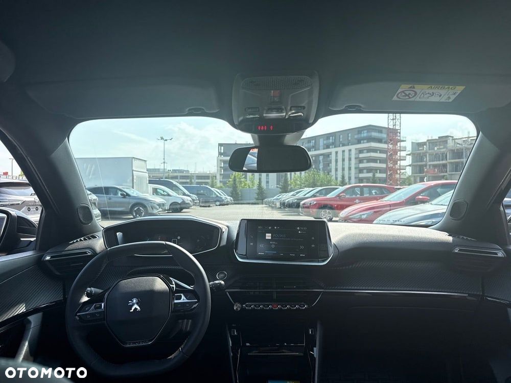 Peugeot 2008 50kWh Allure - 9