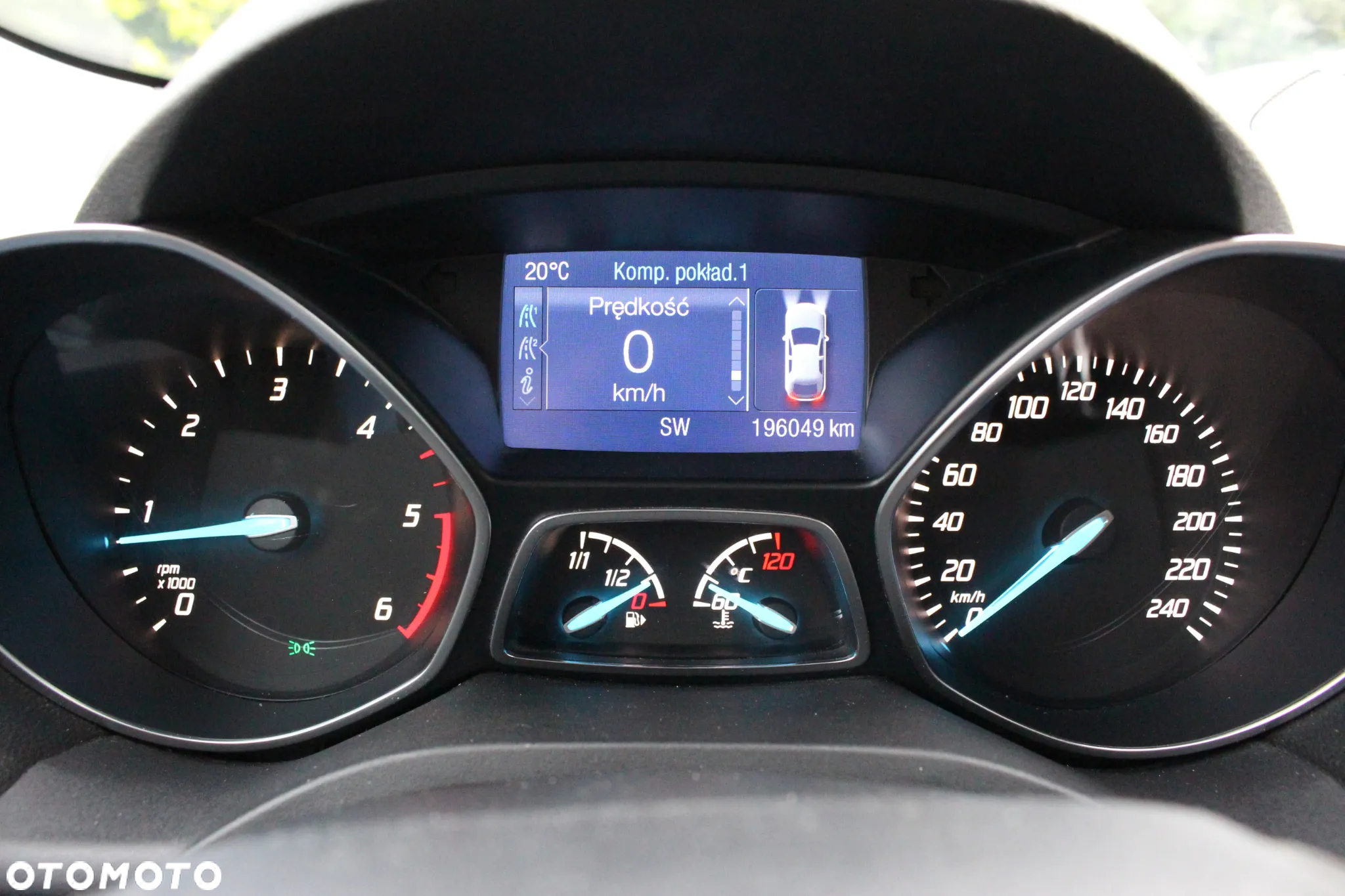 Ford Kuga 2.0 TDCi 2x4 Titanium - 14