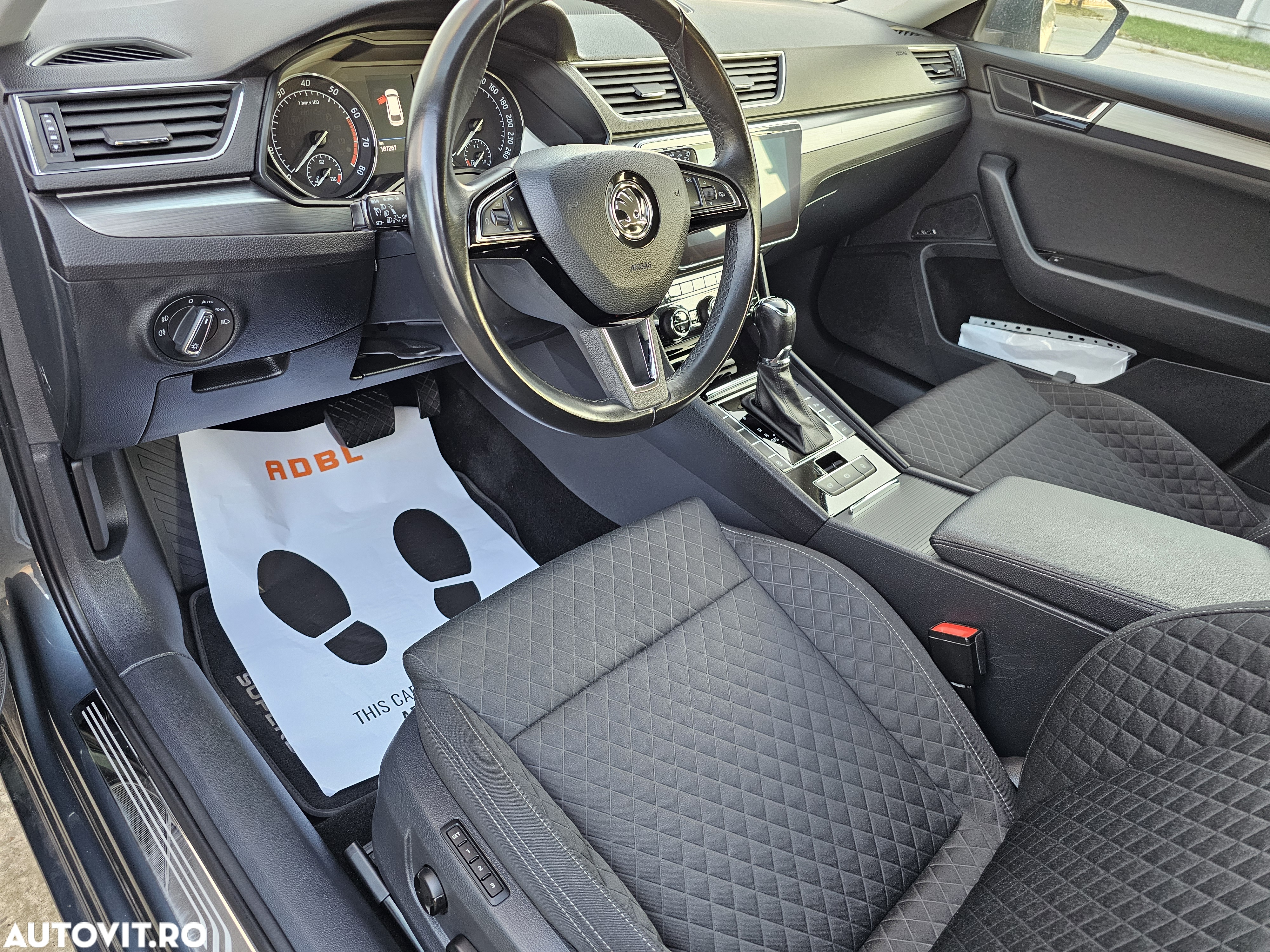 Skoda Superb Combi 1.5 TSI ACT DSG Style - 27