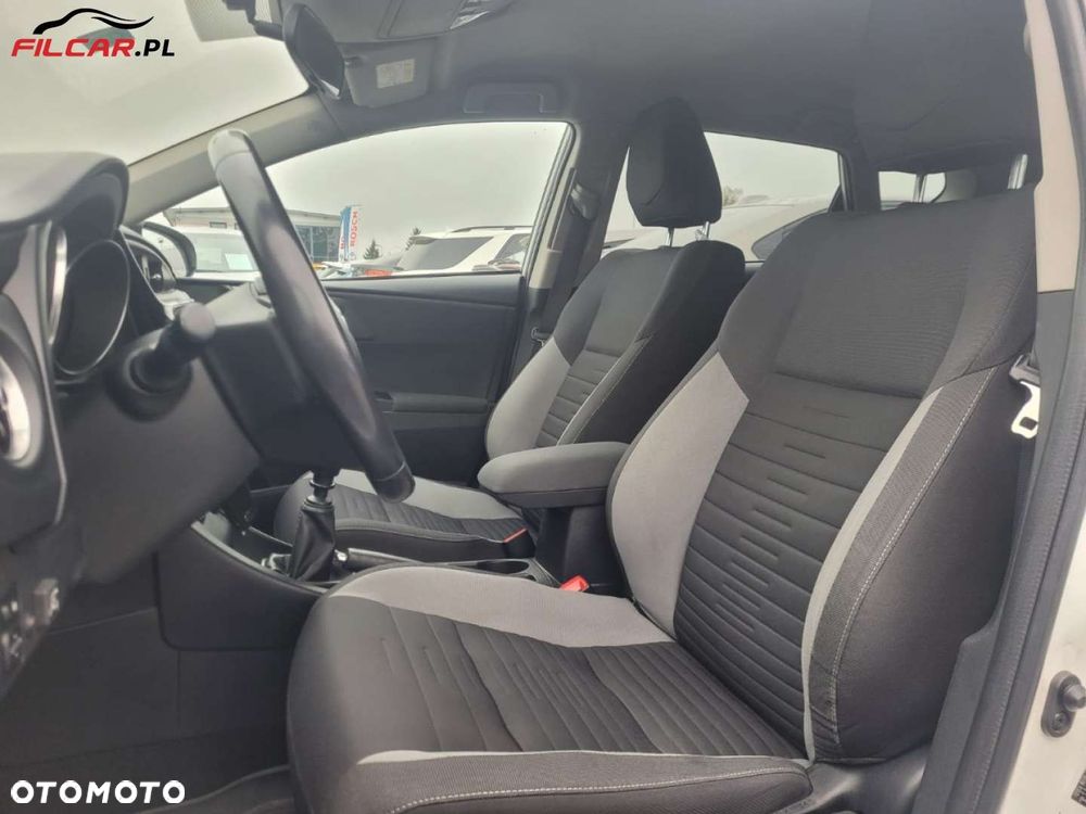 Toyota Auris - 6