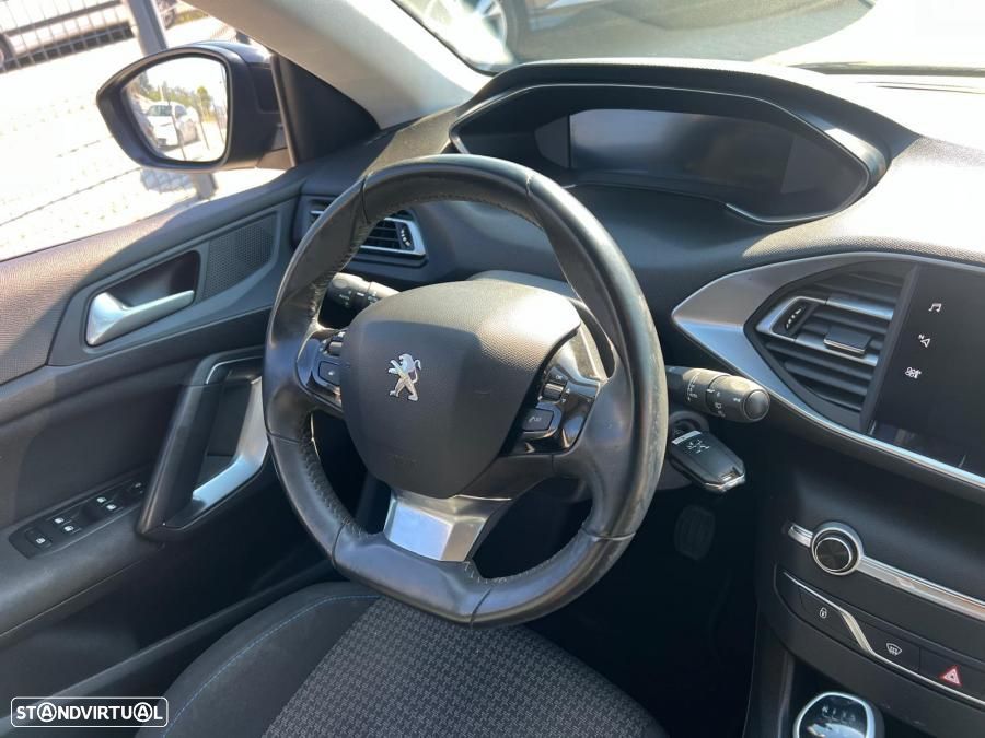Peugeot 308 1.2 PureTech Active - 6