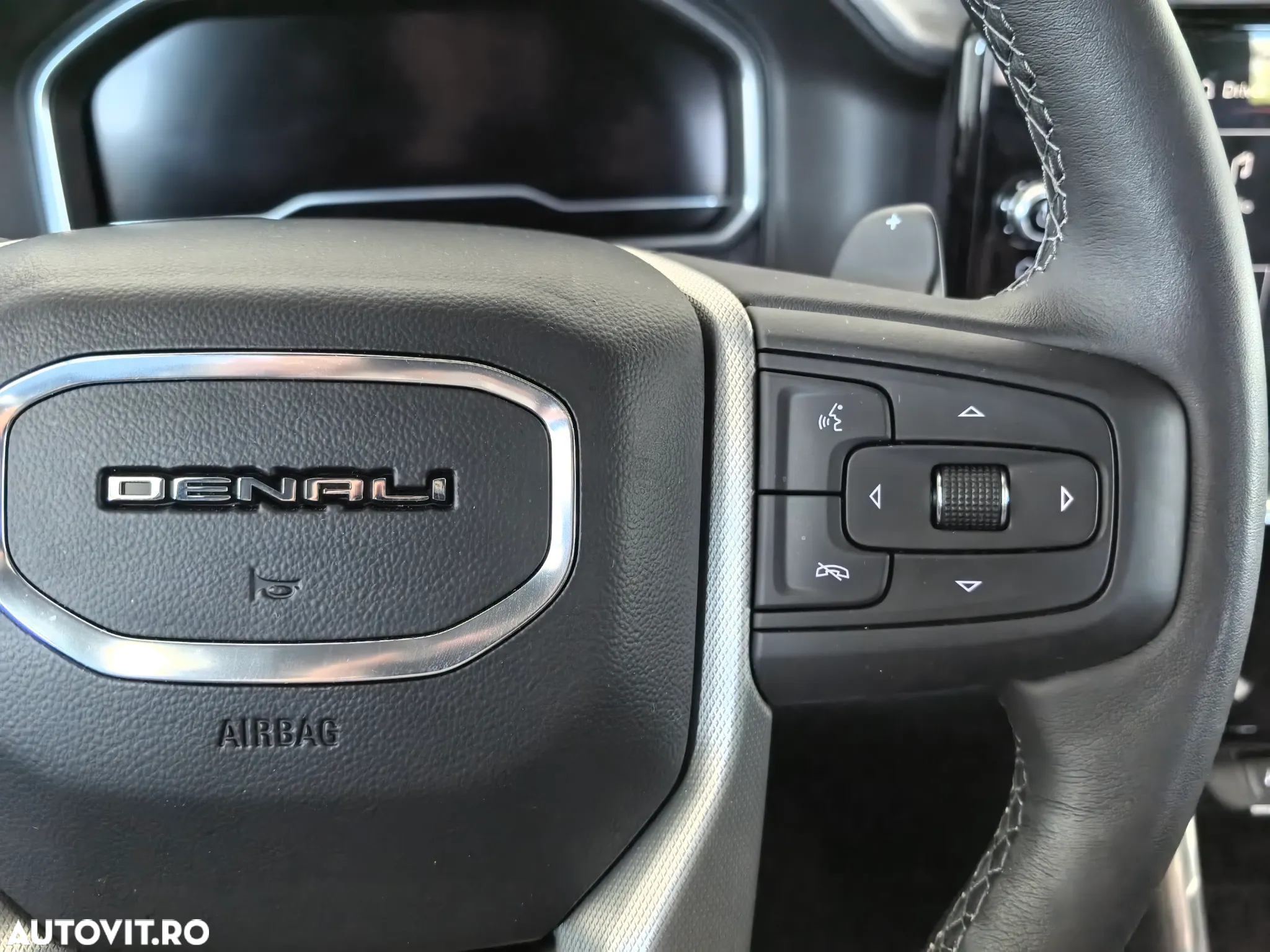 GMC Sierra - 16