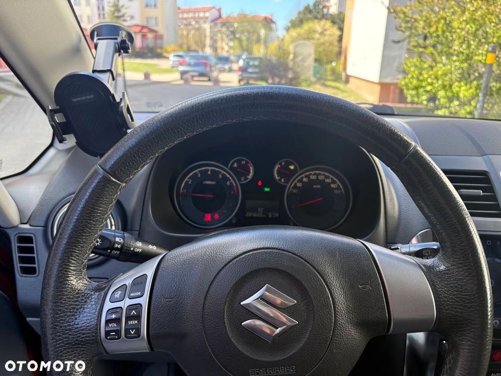 Suzuki SX4 1.6 Comfort - 2