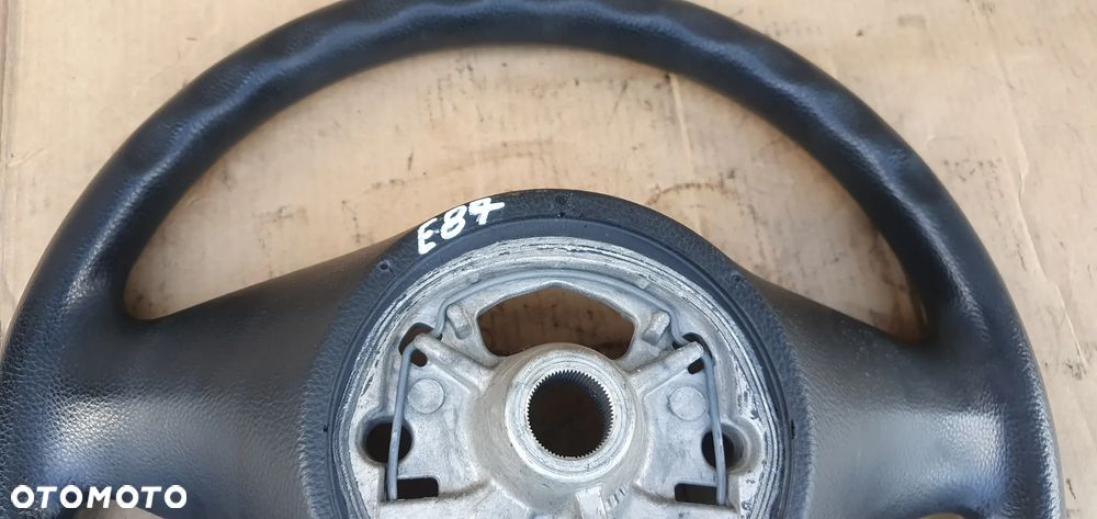 Kierownica oryginalna trójramienna BMW I E81 - 8