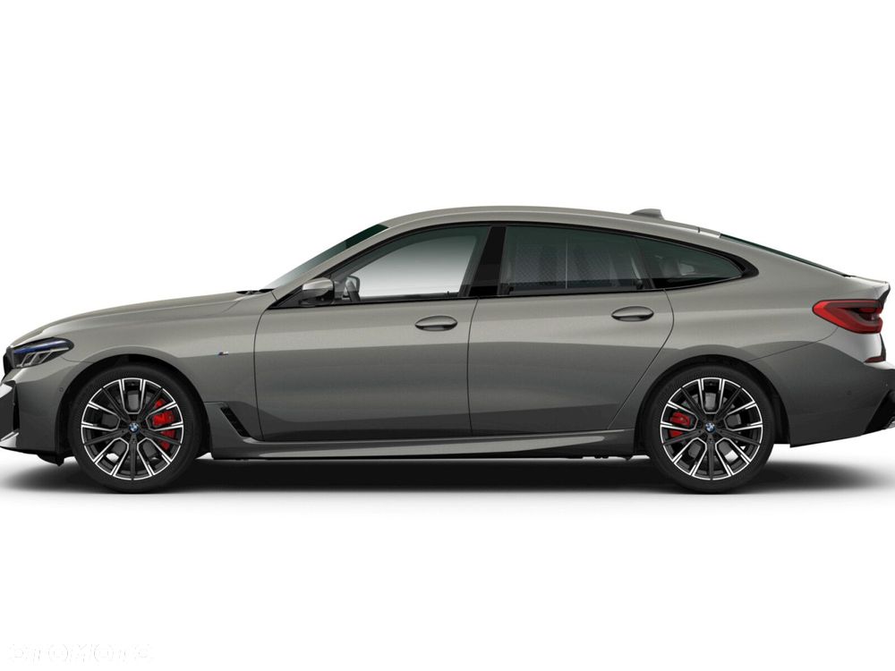 BMW 6GT - 4