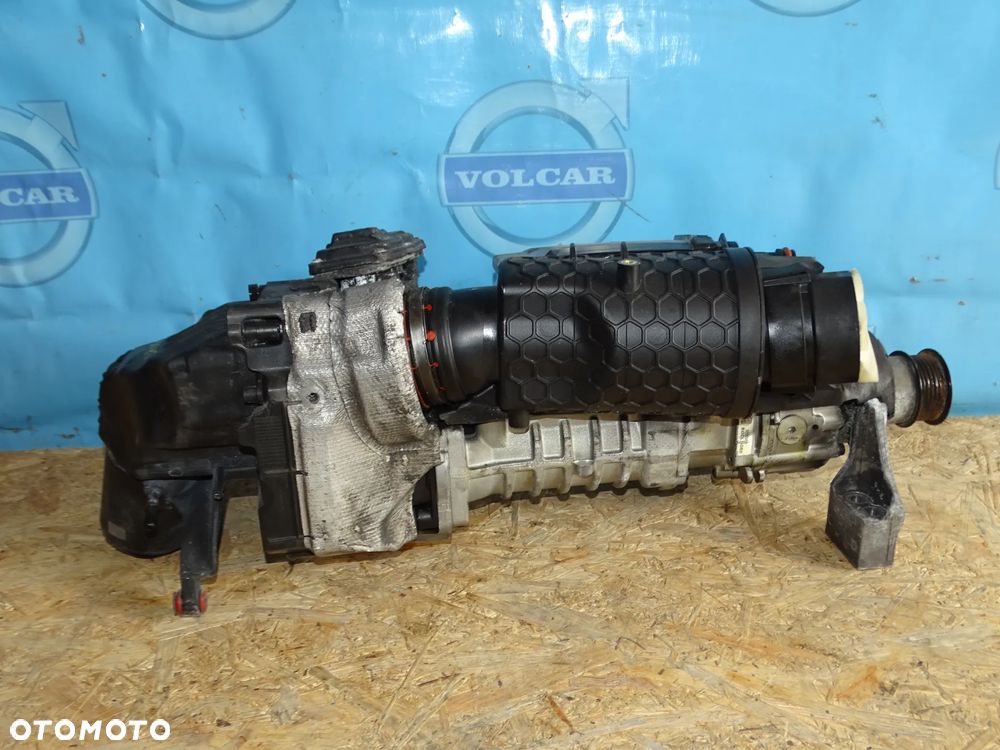 KOMPRESOR SPRĘŻARKA VOLVO S60,V60,S90,V90,XC60 2.0 T8 - 1