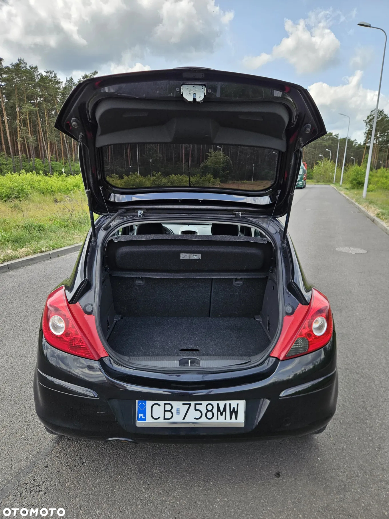Opel Corsa 1.2 16V Cosmo - 12