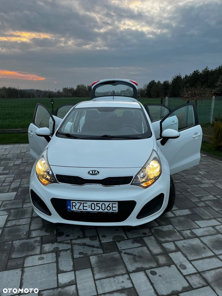 Kia Rio 1.2 M (klm) - 23